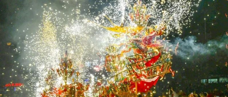 解锁春节年味密码：英歌青狮火龙齐炸场，非遗民俗场场超震撼-民俗风情汇